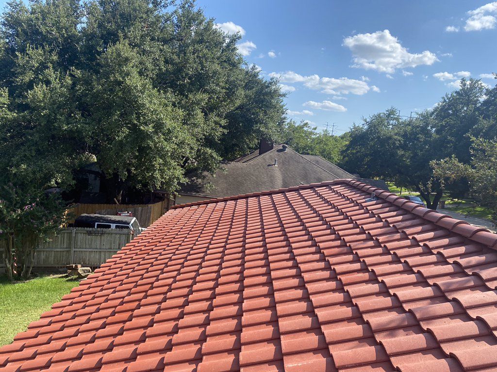 King Roofing & Solar Images